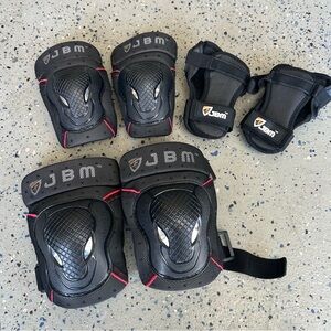 Kid’s Black JBM Knee Pads, Elbow Pads, & Wrist Guardsn - Inline & Roller Skating